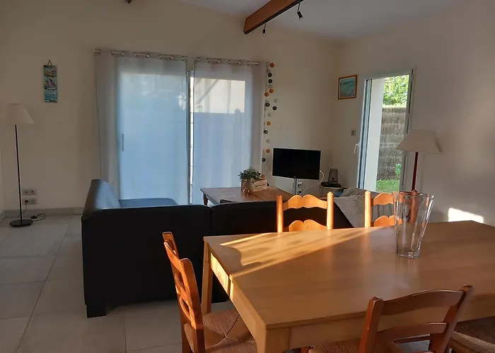 Maison Cocon Pres De La בית נופש *